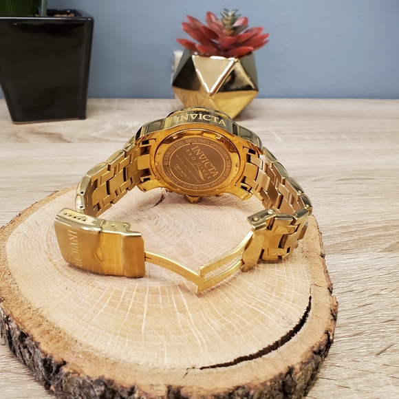 Invicta Pro Drive Watch - Picture 2 of 9